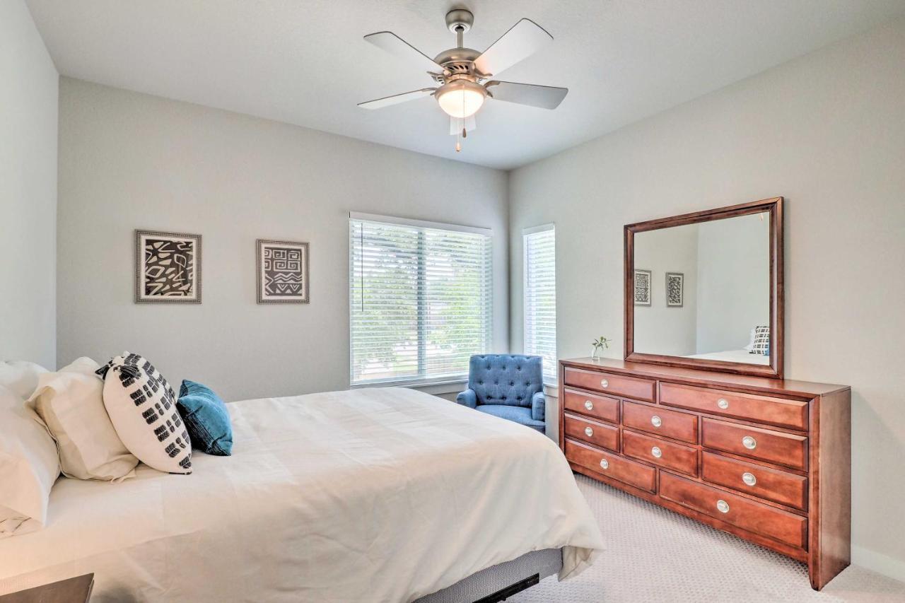 Gorgeous Georgetown Home, Walk To The Square! Exterior photo